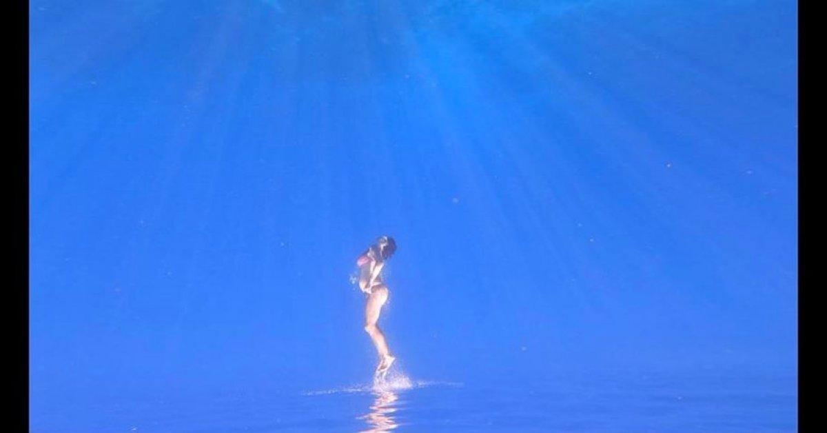 Özge Özpirinçci'den karnı burnunda poz