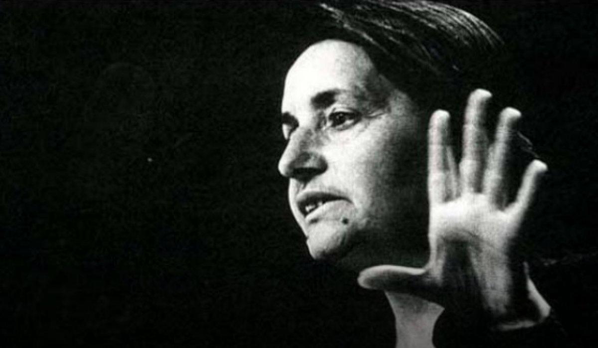 Türkçe ustası Gülten Akın'ın şiirlerden seçmeler