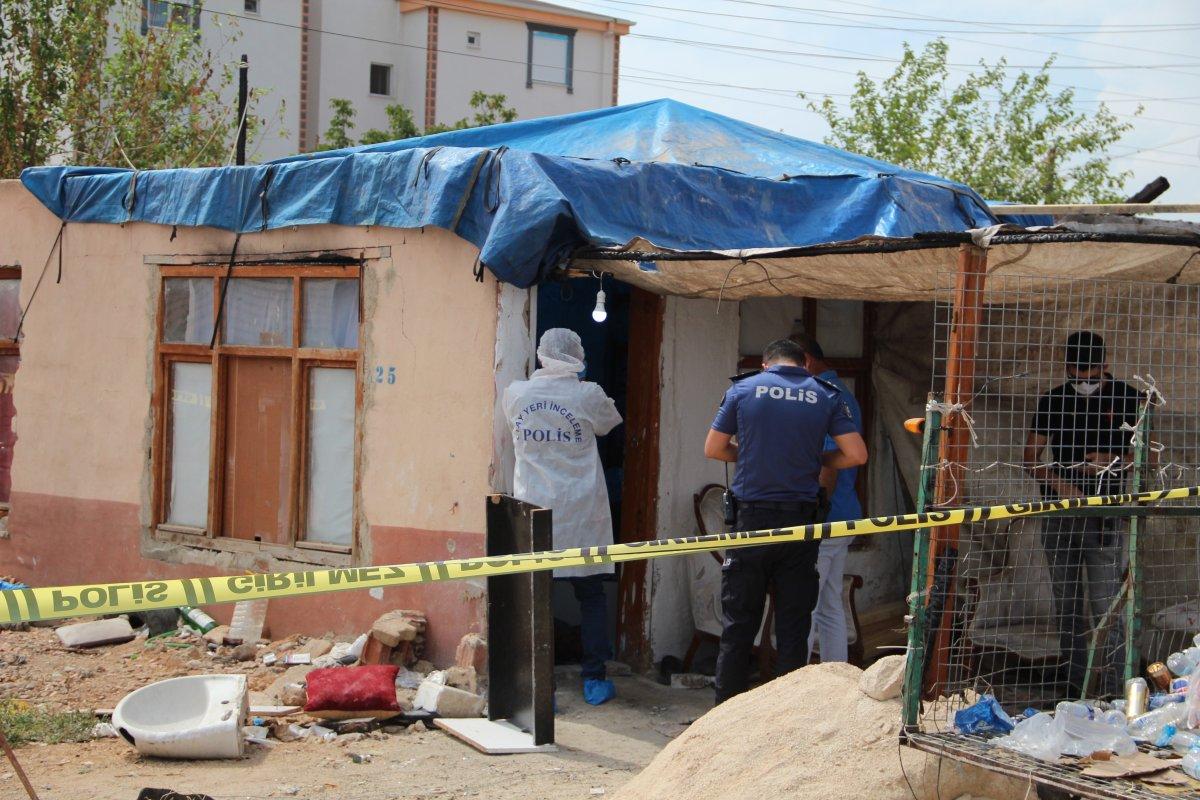 Antalya’da hurdacı evinde öldürülmüş olarak bulundu
