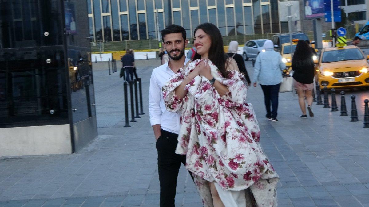 Yabancı çiftler, düğün fotoğrafı için Taksim'i tercih etmeye başladı