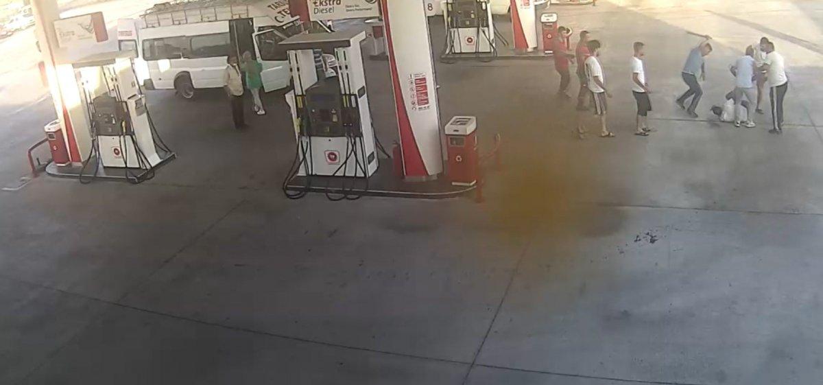 Mersin'de genç kızla kaçmak isterken öldüresiye dövüldü