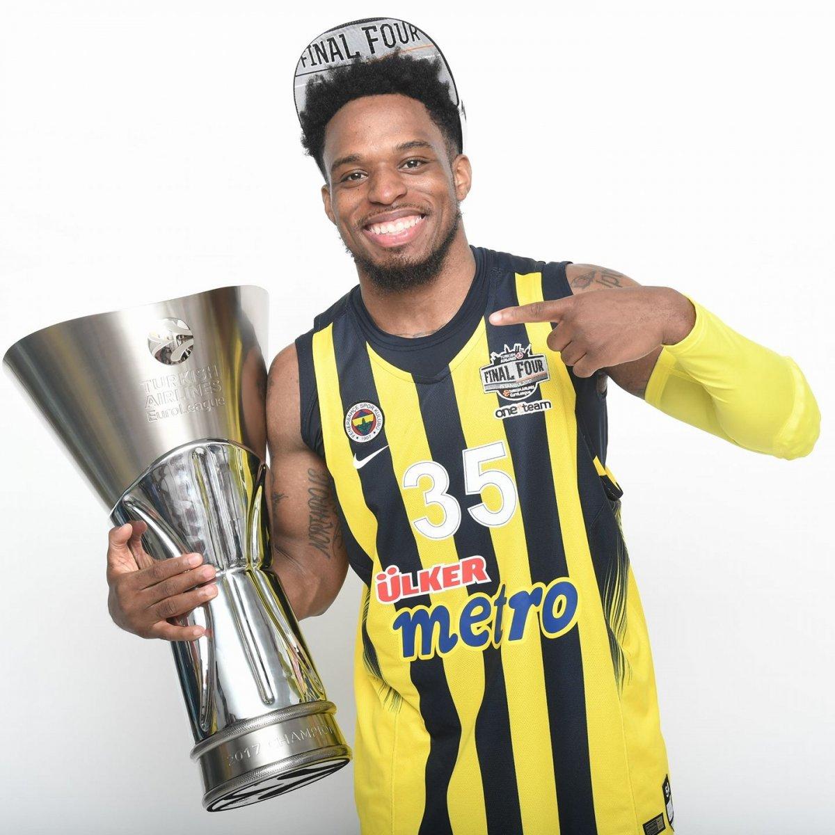Fenerbahçe'de Bobby Dixon ile yollar ayrıldı