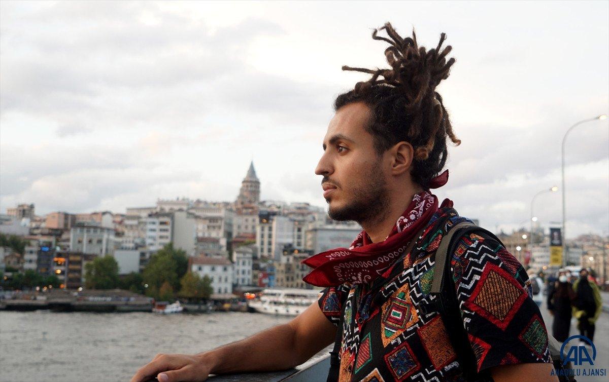 Faslı yönetmen kaykayıyla Türkiye’yi gezecek