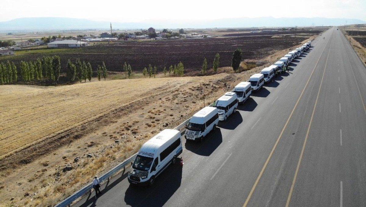 Muş'ta görevli timler servis araçlarını drone ile denetledi