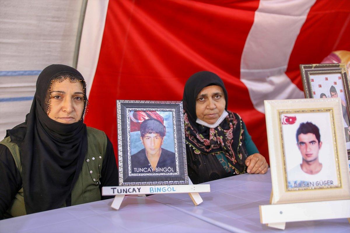 Diyarbakır'da evlat nöbetindeki baba: HDP evladımı bizden kopardı