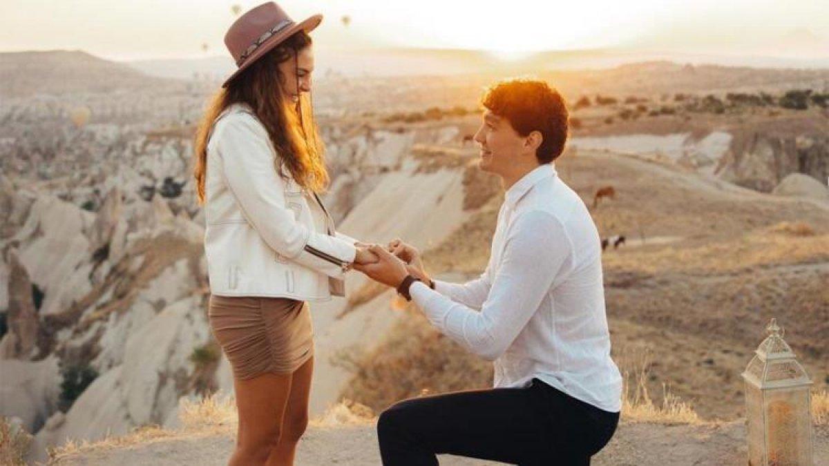 Cedi Osman, Ebru Şahin'e evlenme teklifi etti