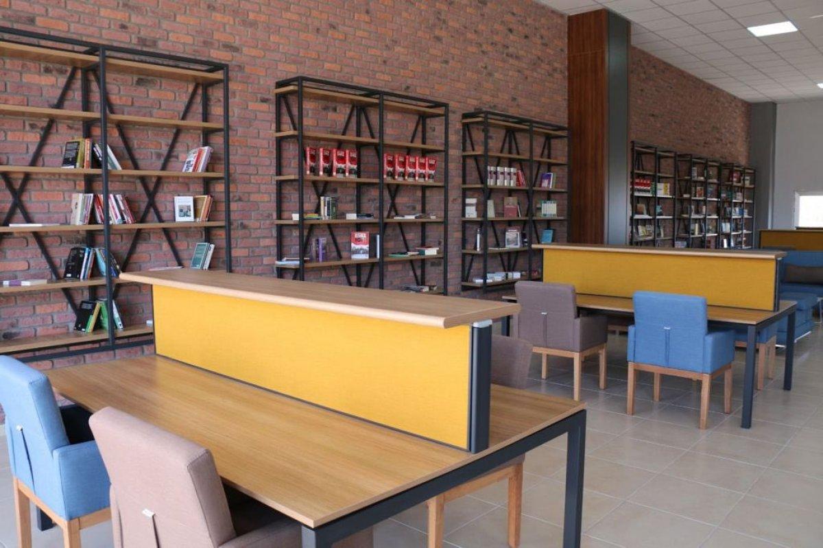 Mehmet Kasapoğlu'ndan Engin Özkoç'a KYK yurdu yanıtı