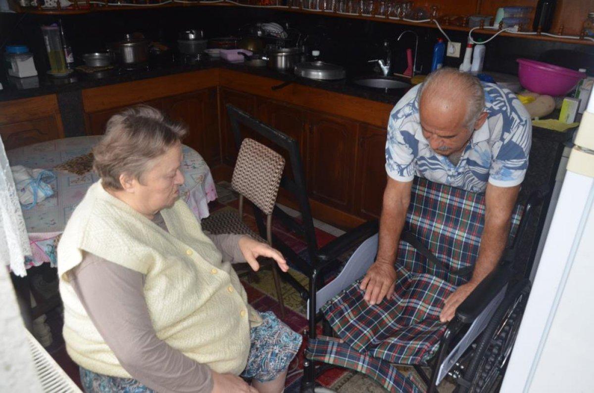 Ordu'da dışarı çıkamayan eşi için ustalığını konuşturdu