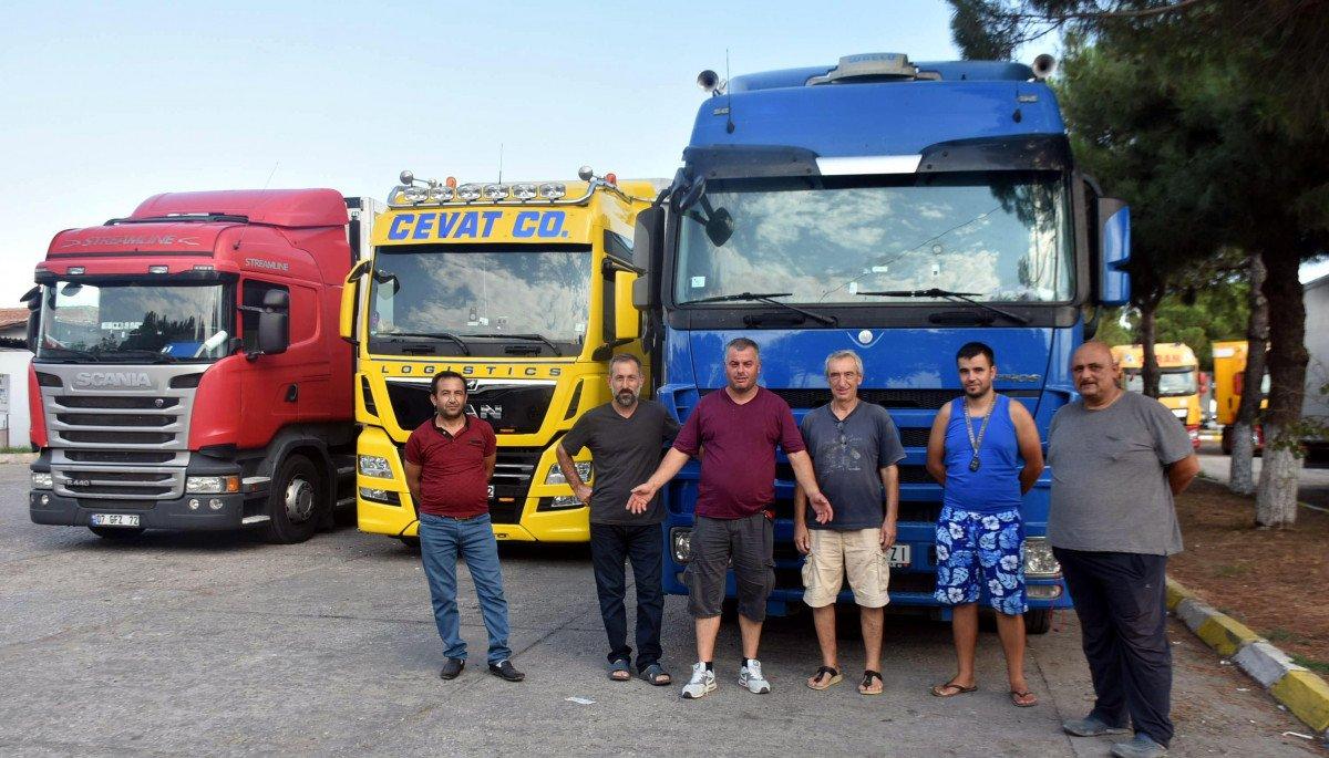 Tekirdağ’da tıra kaçak binmeye çalışan 2 göçmen, bekçiye silah çekti