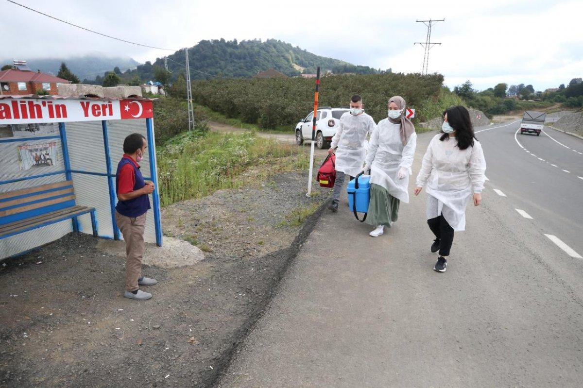 Ordu'da kendisi için konulan durakta aşılandı