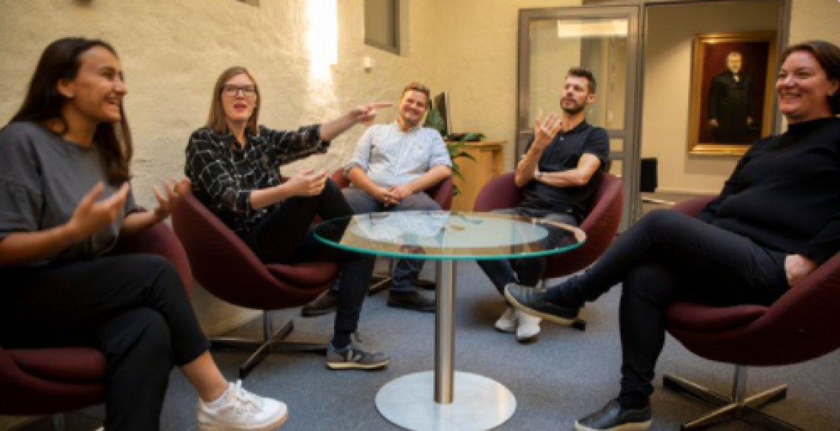 Avrupa yapılanmasında görevli 2 PKK'lı Norveç Meclisi’ne girdi