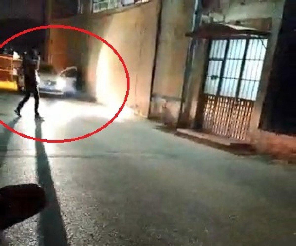 Bursa’da bekçilerden kaçan şüpheli başına silah dayadı