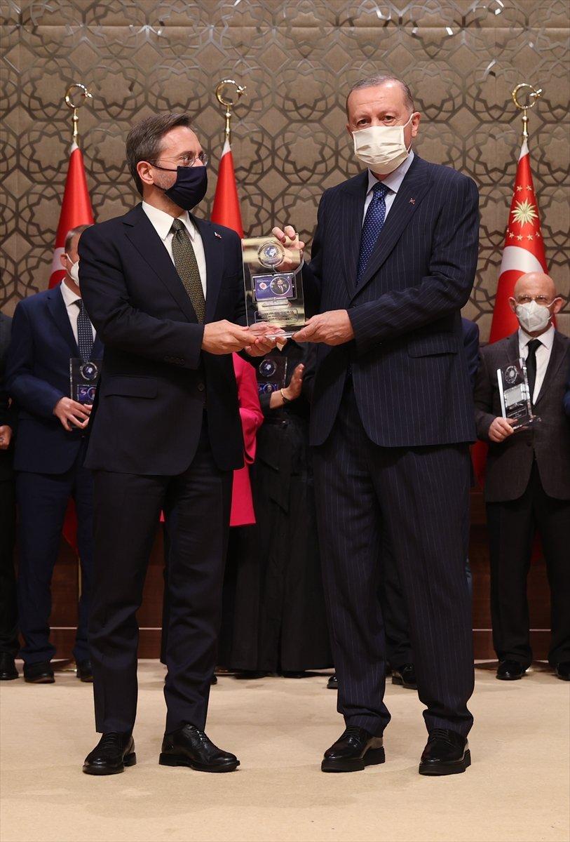 İletişim Başkanı Fahrettin Altun'a Yılın İletişim Ödülü