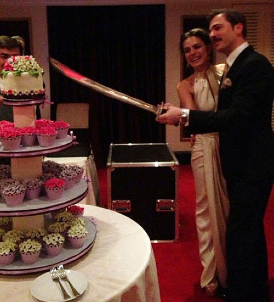 5 yıllık dillere destan aşk! Engin Altan Düzyatan'ın eski nişanlısı bakın kim çıktı...