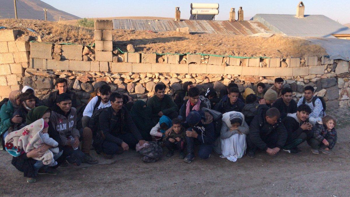 Van’da 40 kaçak göçmen yakalandı