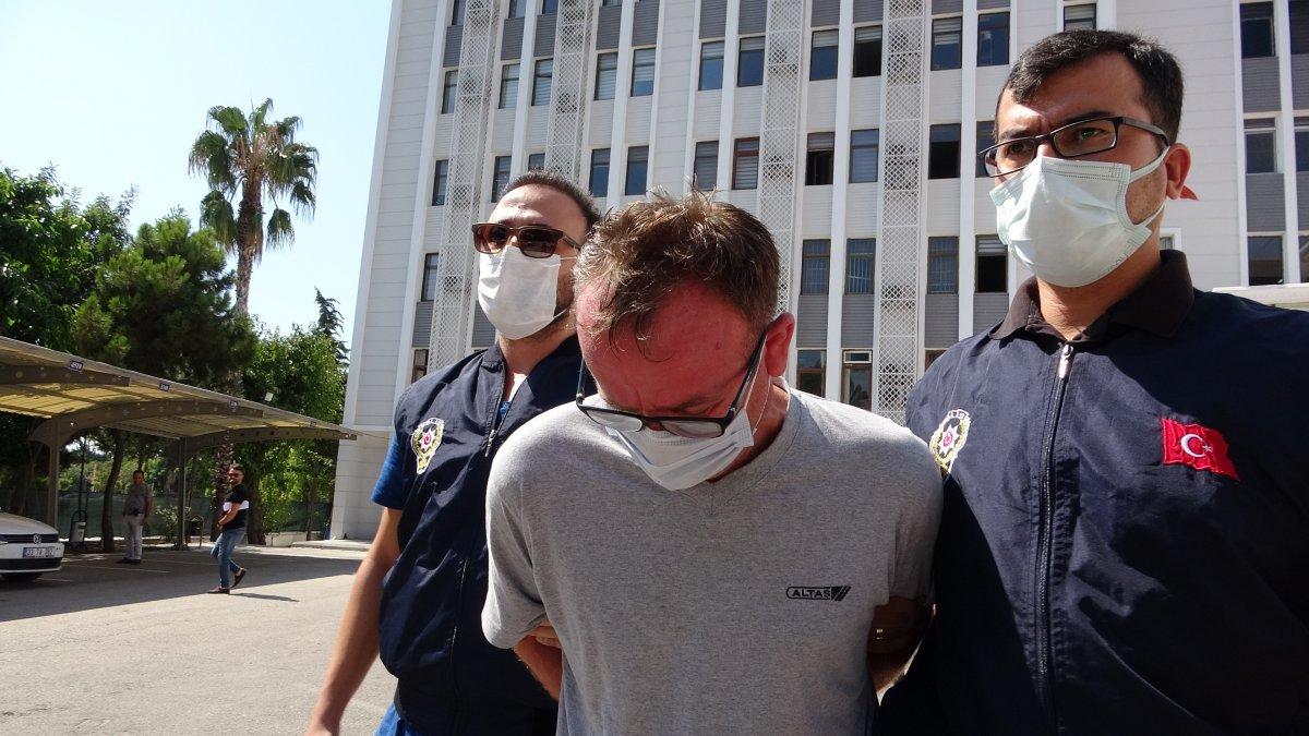 Mersin'de arkadaşını öldürdü, ağladı