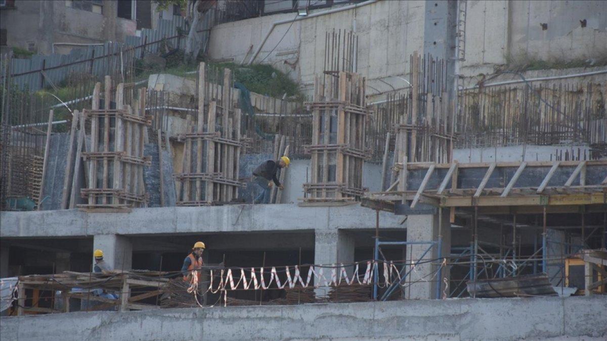 Müteahhitler ve çimentocular arasındaki zam gerginliği sürüyor