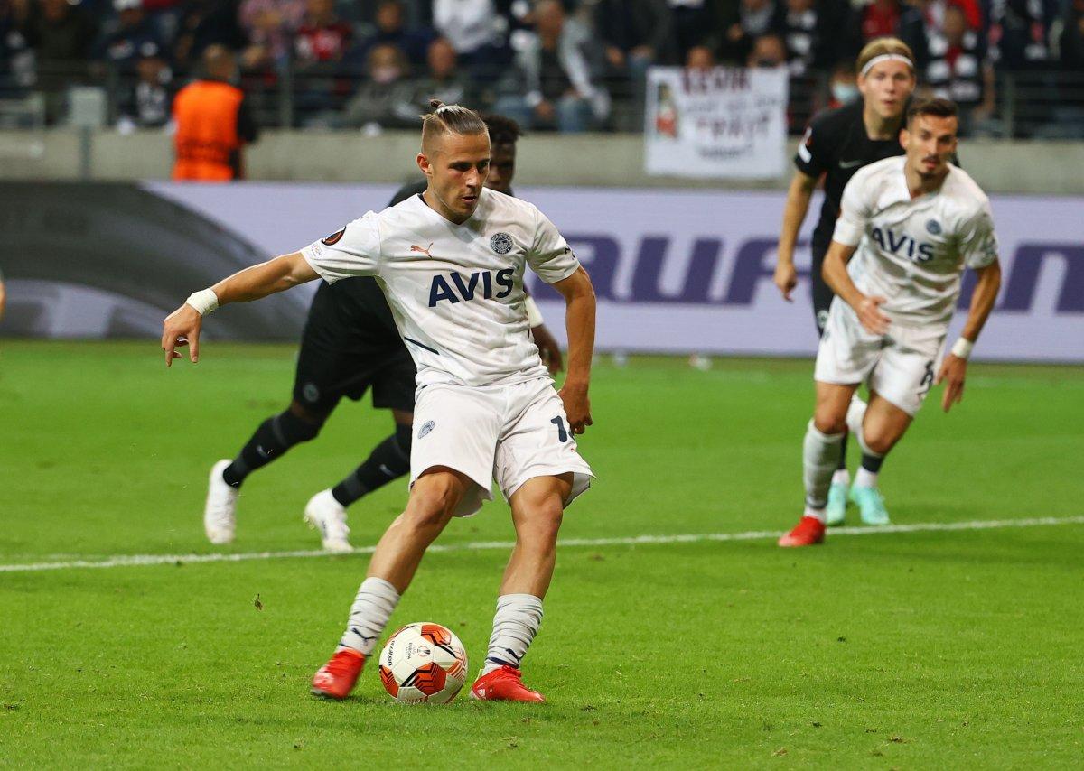 Fenerbahçe, Frankfurt deplasmanından 1 puanla döndü