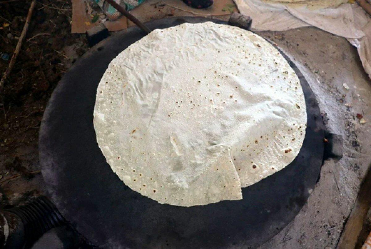 Sivas'ta kadınların yaptıkları ekmek 1 yıl bayatlamıyor