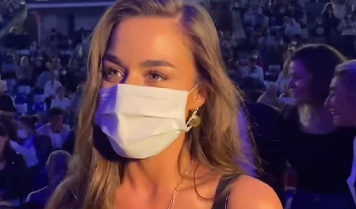 Bensu Soral'dan boşanma iddialarıyla ilgili açıklama: Hakan ile aramız kötü değil