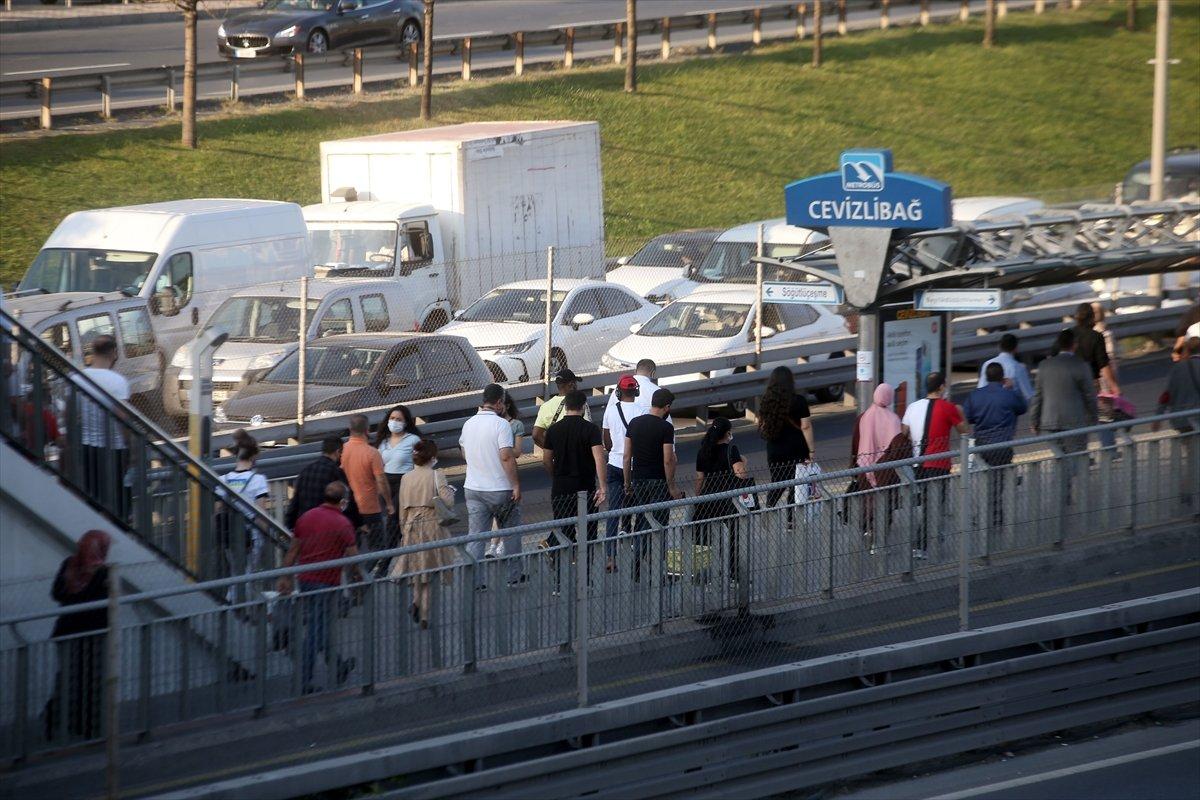İstanbul'da cuma trafiği