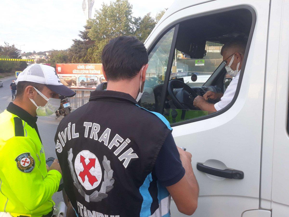 Üsküdar'da okul servisleri denetlendi