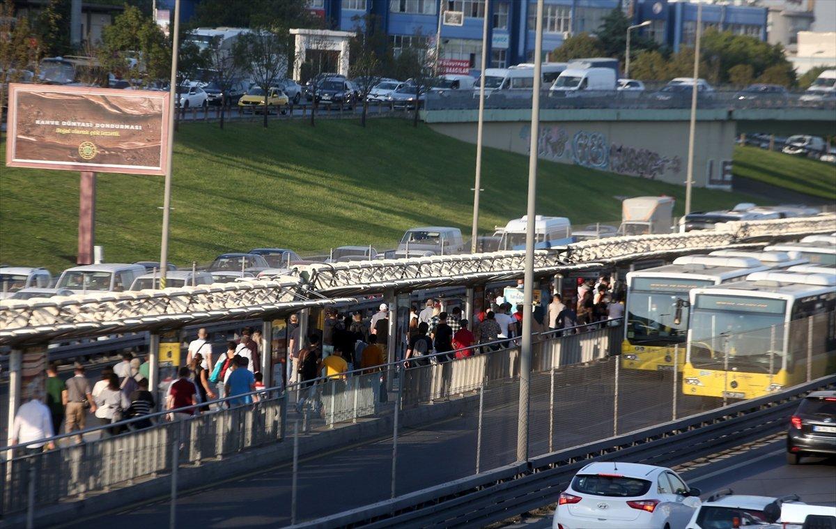 İstanbul'da cuma trafiği