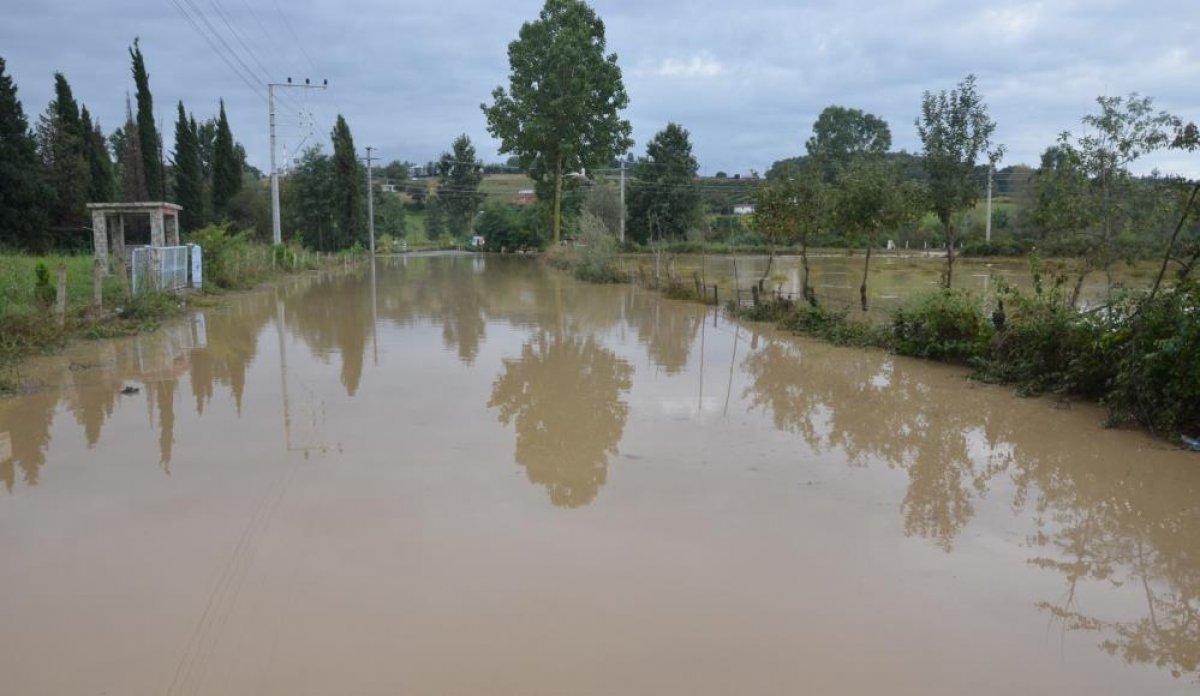 Sağanak yağış, birçok ilde su baskınlarına neden oldu