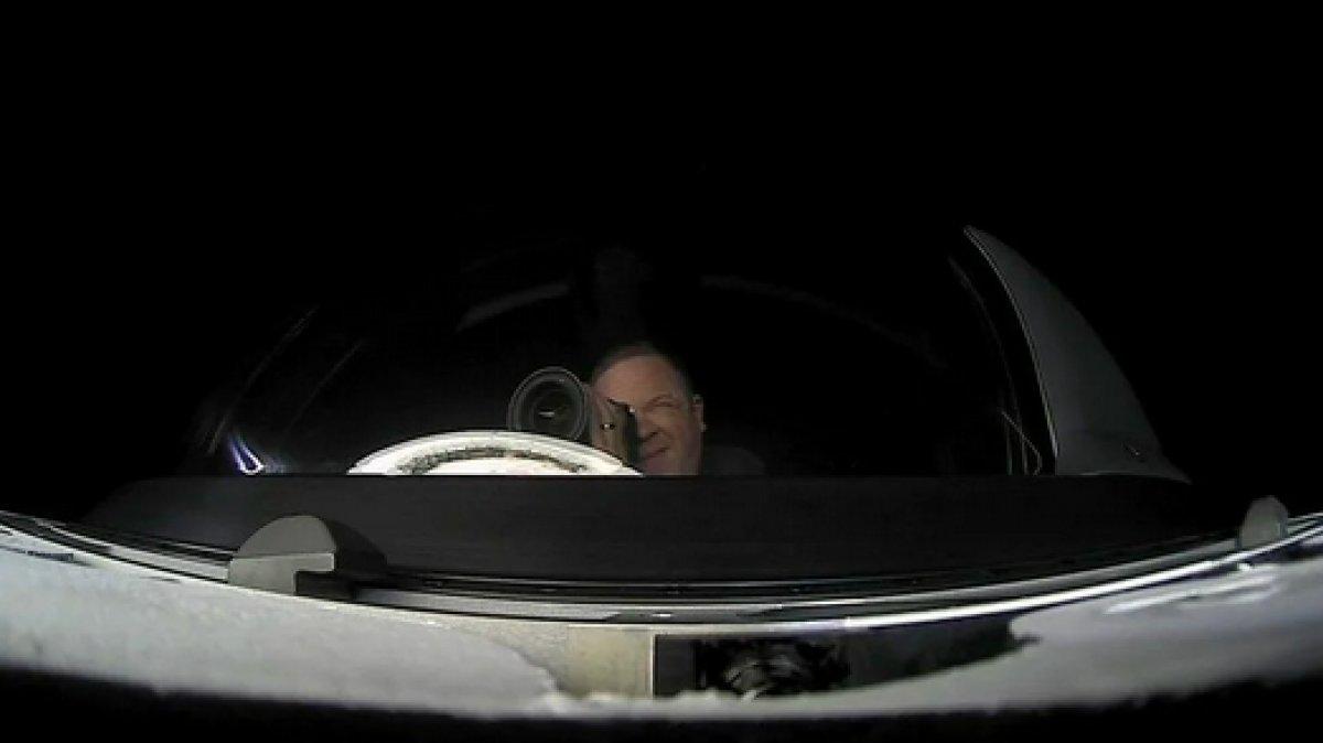 SpaceX'in 4 amatör astronotundan ilk görüntüler paylaşıldı