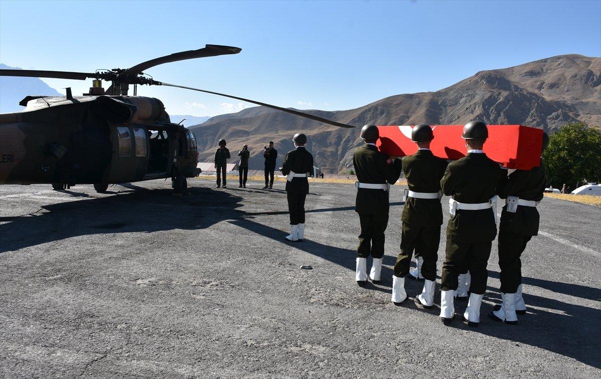 Şehit Ümit Solak, memleketi Muş'a uğurlandı
