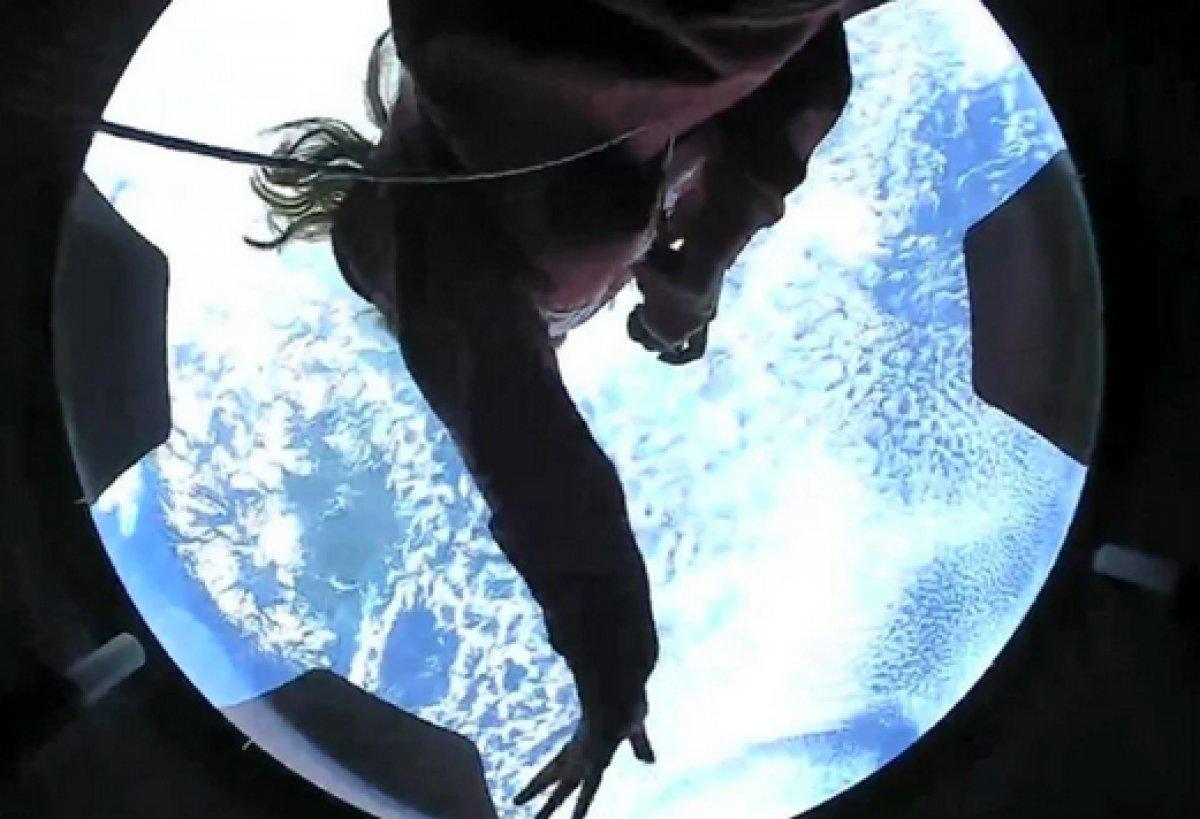 SpaceX'in 4 amatör astronotundan ilk görüntüler paylaşıldı