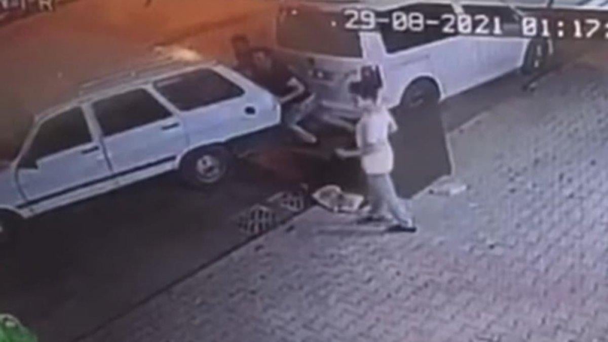 Isparta'da freni boşalan otomobili esnaf durdurdu