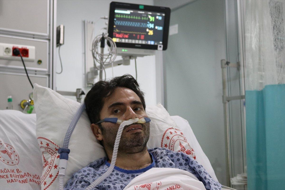 Yoğun bakım hastasından çağrı: Aşınızı ertelemeyin