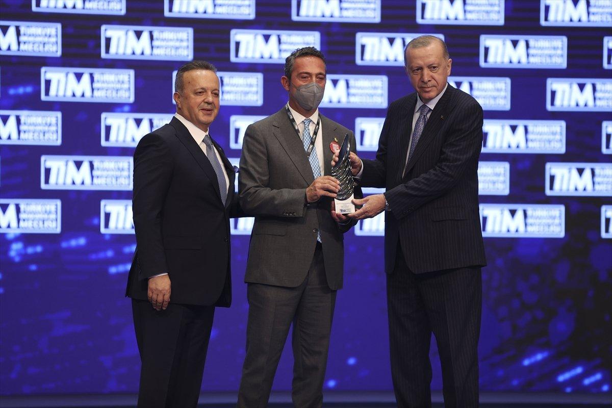 2020'nin ihracat şampiyonu Ford Otomotiv oldu