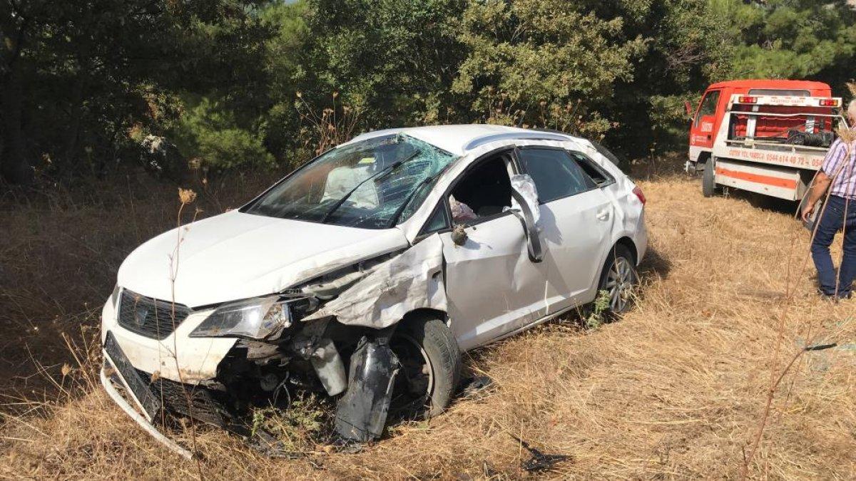 Çanakkale'de meydana gelen trafik kazasında 2 kişi yaralandı