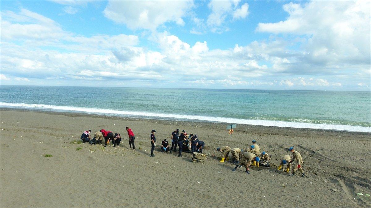 Kastamonu'da sel felaketinin yaraları, jandarmanın desteğiyle sarıldı