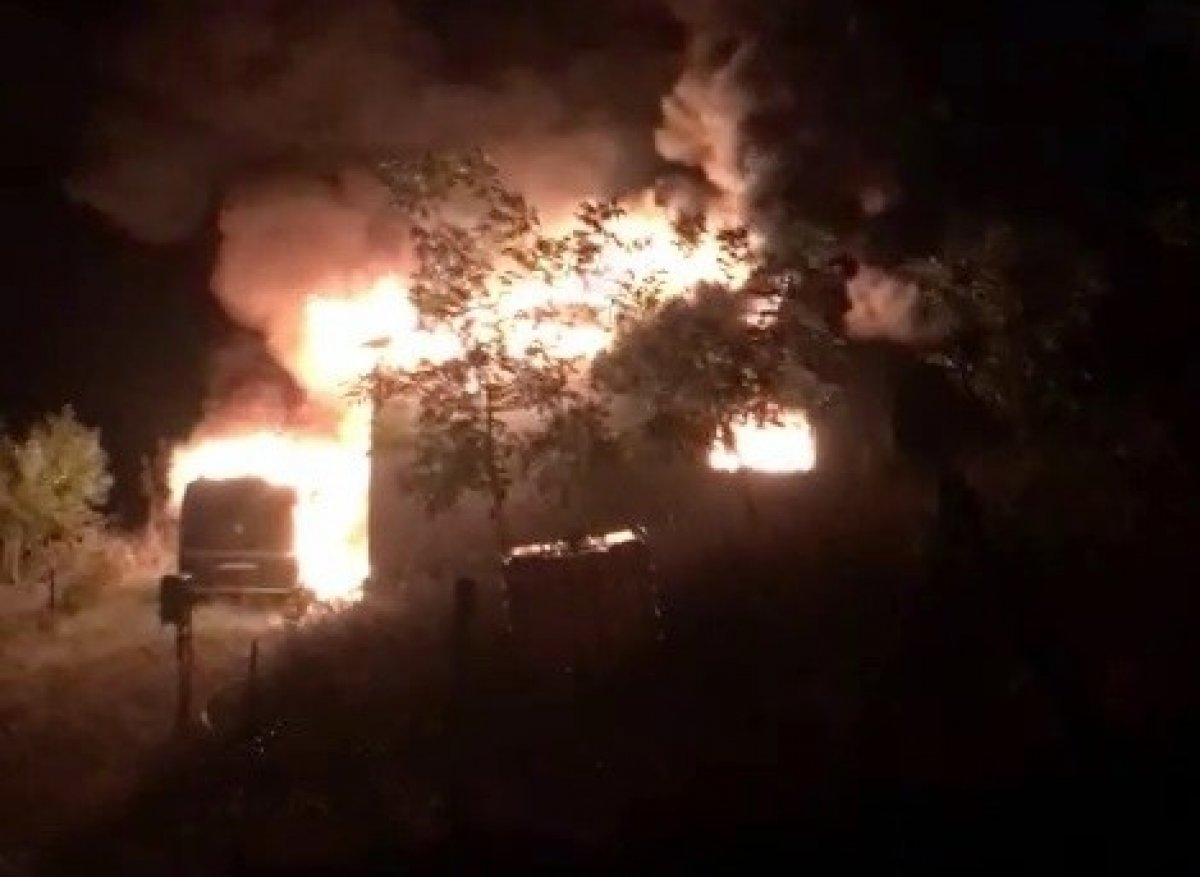 Sakarya'da yangın çıkan evde 4 kişi can verdi