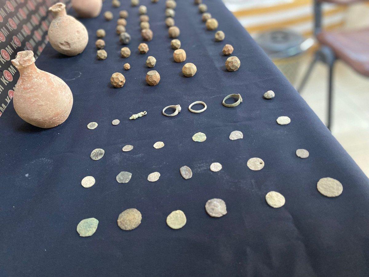 İstanbul’da tarihi eser kaçakçılarına operasyon, polis kamerasında