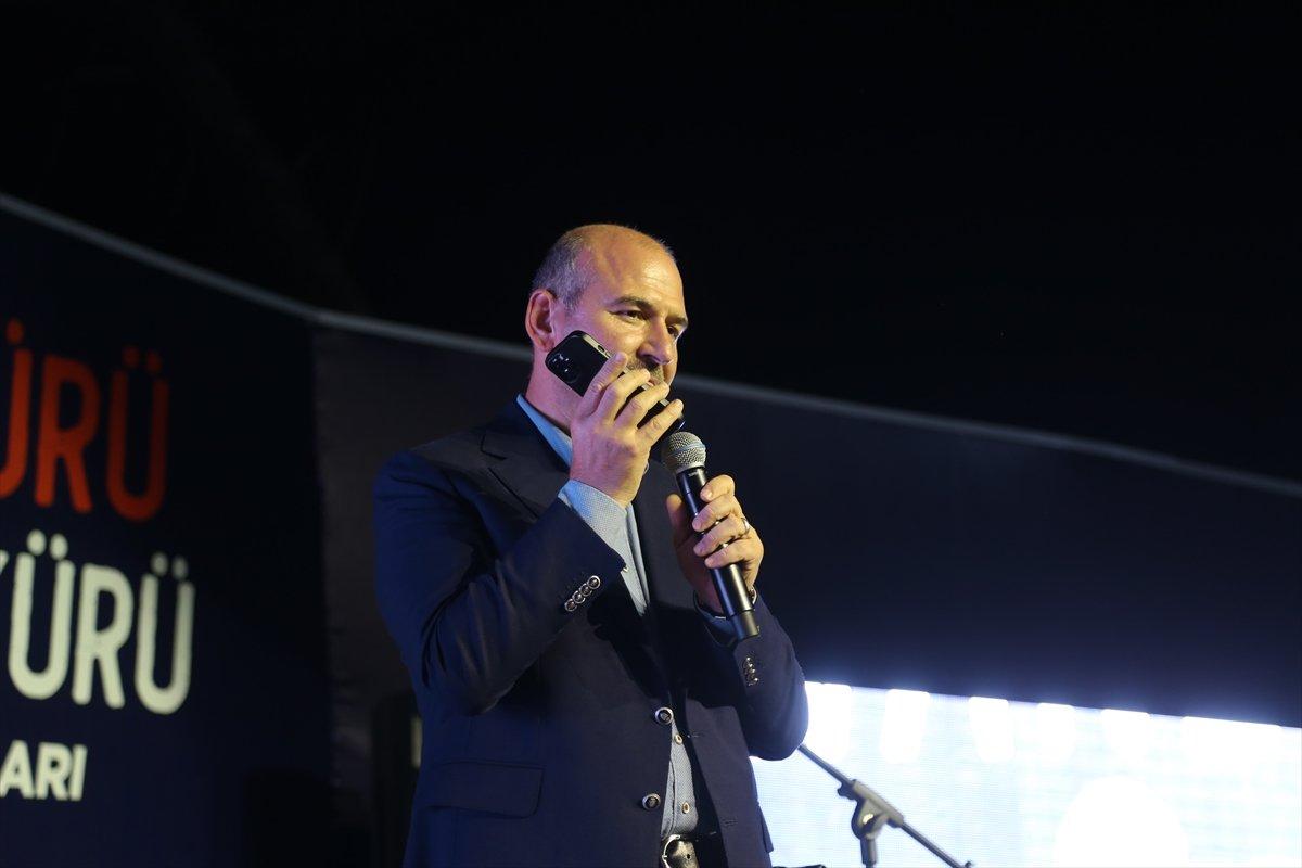 Edirne'de gençler 'Reis'i ara' sloganı atınca, Süleyman Soylu telefon açtı