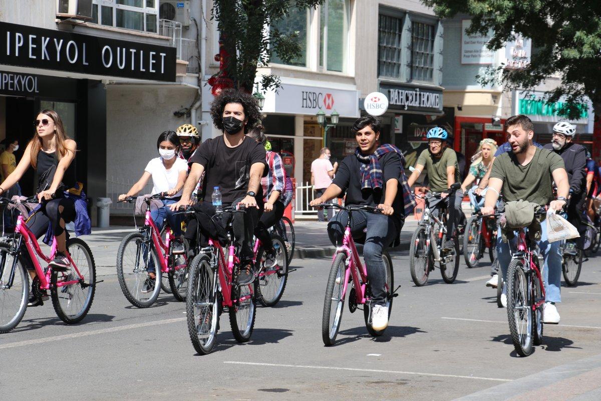 AB Delegasyonu Başkanı Meyer-Landrut, Ankaralılarla birlikte pedal çevirdi