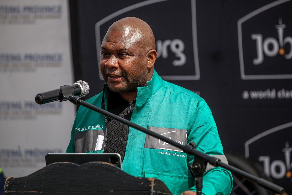 Johannesburg Belediye Başkanı Matongo, trafik kazasında öldü