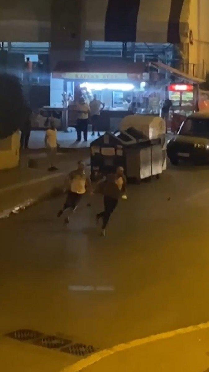 Esenyurt'ta bıçaklı kavga