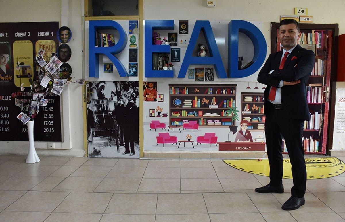 Ordu'da İngilizce öğretmeni, projeleriyle 2021 Global Teacher Prize yarışmasında finalde