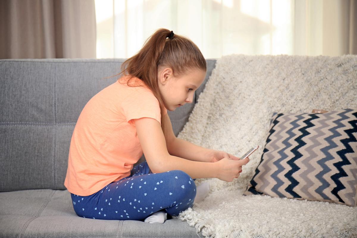 Çocuklarda yanlış çanta seçimi bel ağrılarına neden oluyor