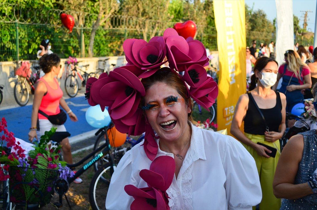 Türkiye'nin dört bir yanında Süslü Kadınlar Bisiklet Turu düzenlendi