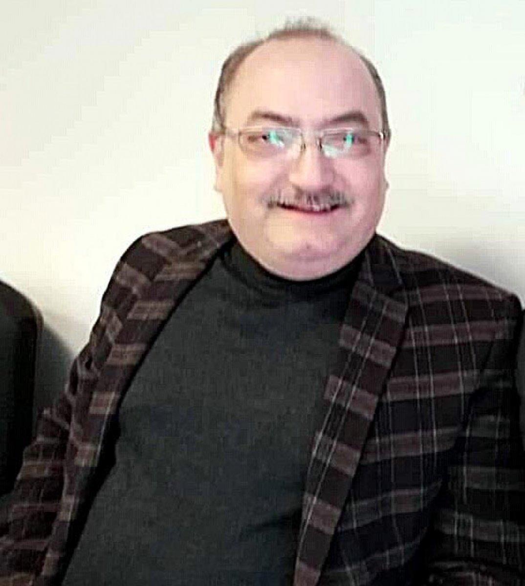 Denizli'de aşı karşıtı gazeteci koronavirüse yenildi