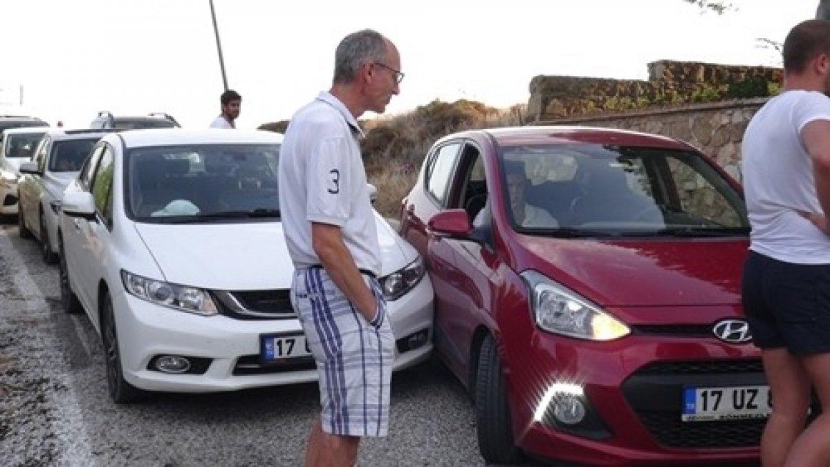 Çanakkale’de feribot trafiği vatandaşları mağdur etti