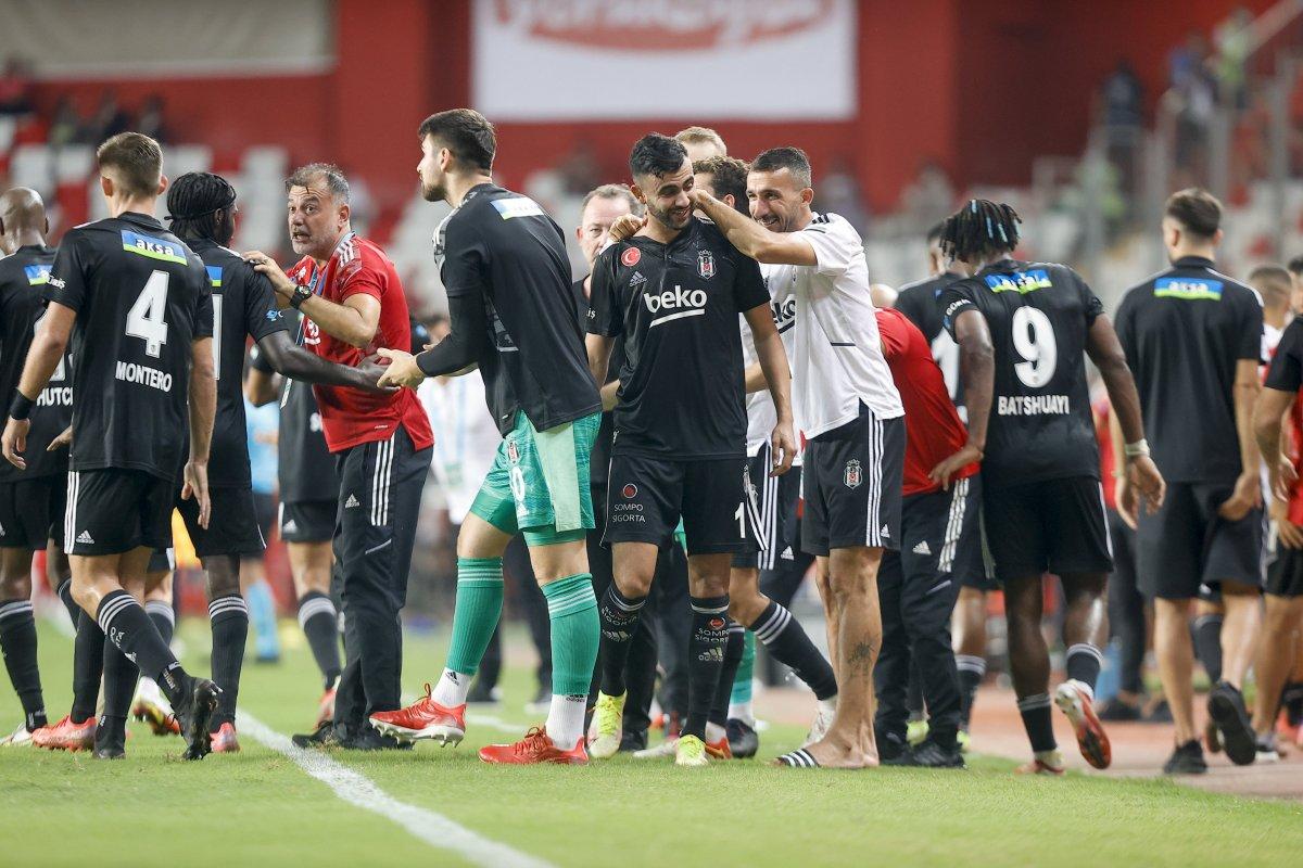 Rachid Ghezzal'a özel tebrik