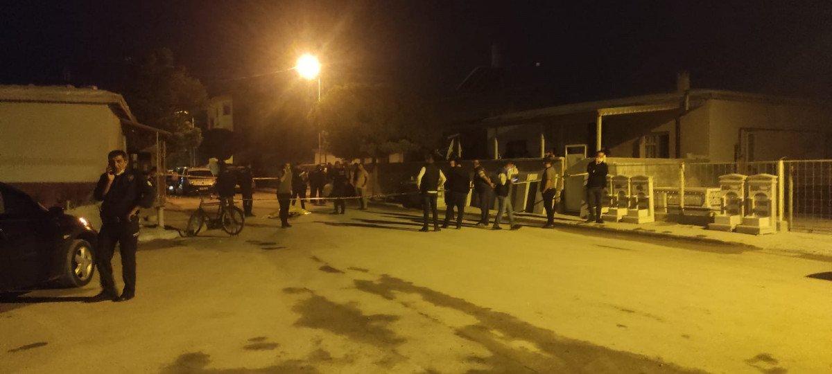 Konya'da arkadaşının bıçakladığı genç öldü