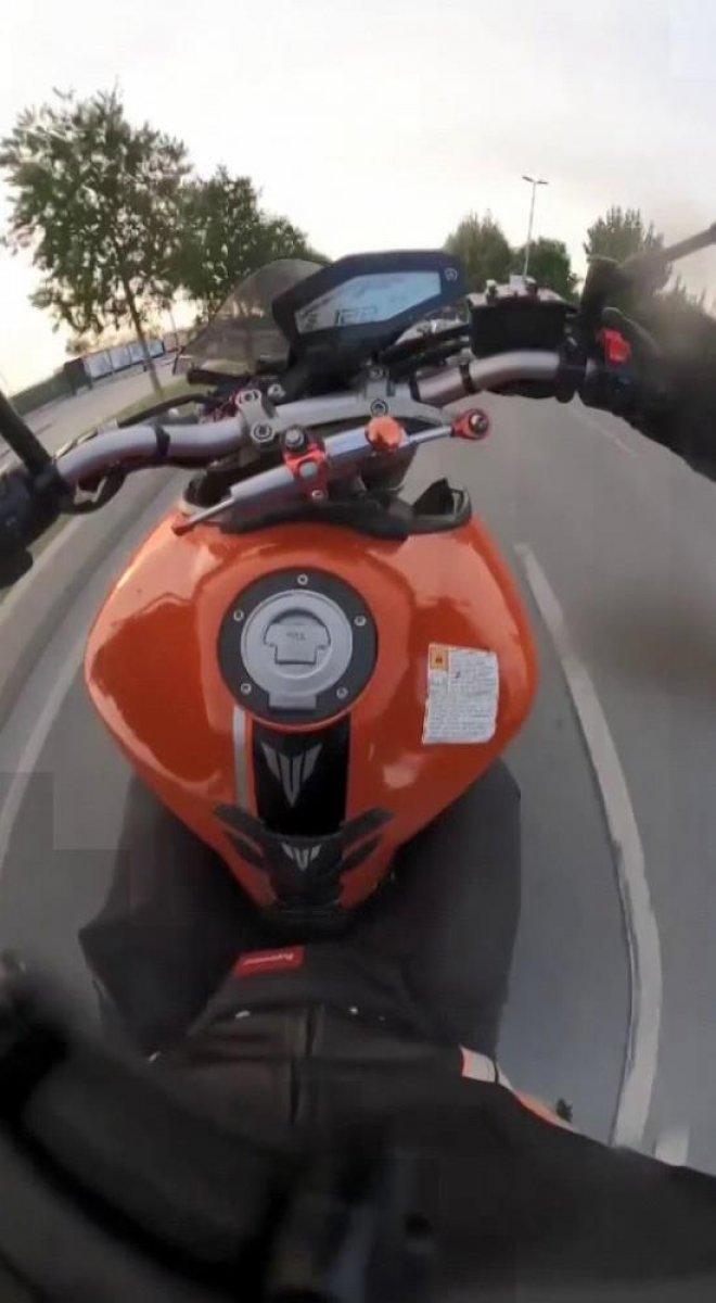 Maltepe'de makas atarak trafiği tehlikeye sokan sürücüye 627 TL ceza